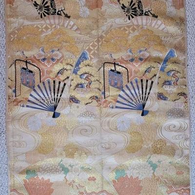 Vintage Roll of Japanese Woven Silk Kimono Fabric