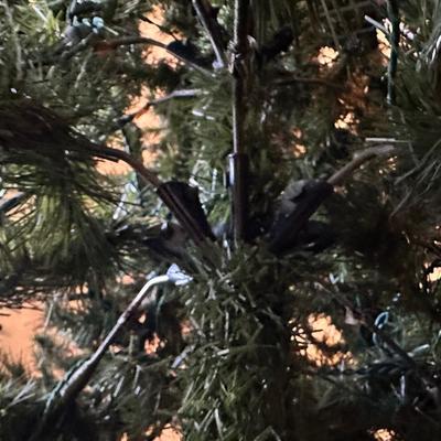 7â€™ Artificial Christmas Tree