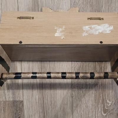 Cat Towel Holder