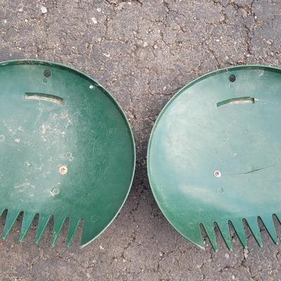 Leaf Scoop Hand Tools