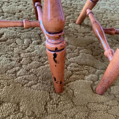 Dining Table w/ Two Leaves â€” EXCELLENT Condition