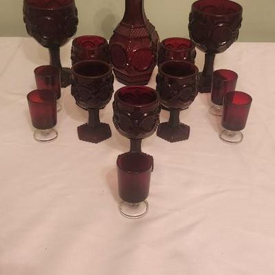 Red glass bar set - 13