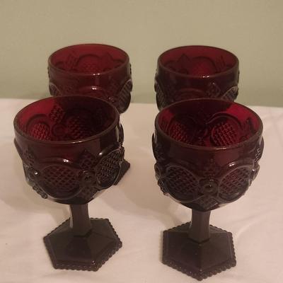 Red goblet set - 4