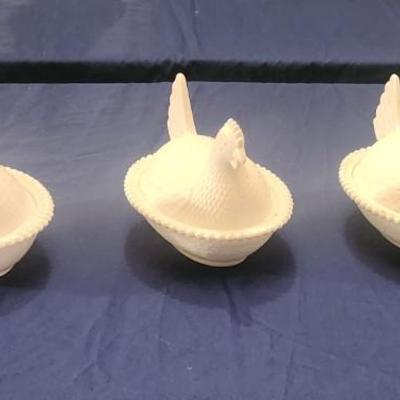 Milk glass chickens w/lids - 5