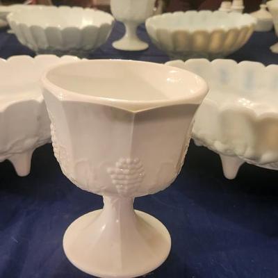 Milk glass set - 3