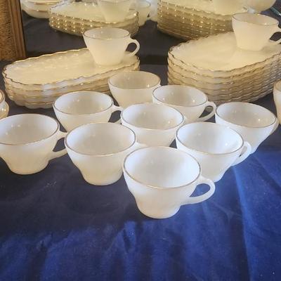 Teacup set w/gold trim - 11