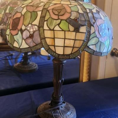 Vintage stain glass lamp - damaged