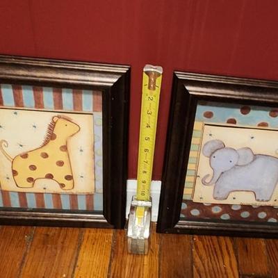 Small kids giraffe and elephant picture