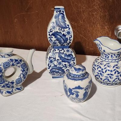 Porcelain blue vase/teapot - 4