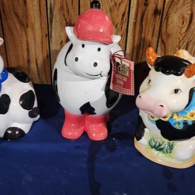 Cow cookie jars - 3