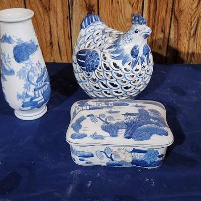 Blue/white large chicken set