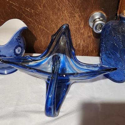Blue glass set
