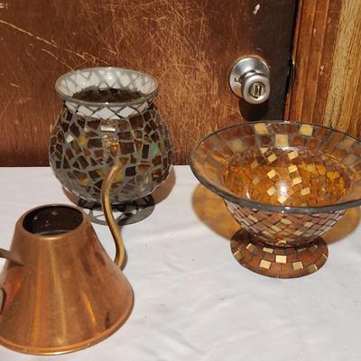 Gold glass items - 3