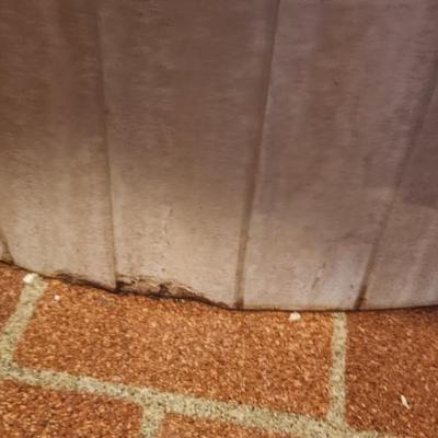 Marble top dinning table oval - some damage to bottom