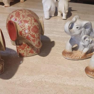 2 Sets of elephants
