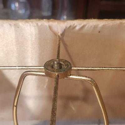 Fresh eggs lamp - missing top