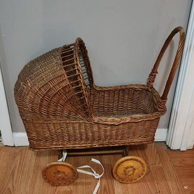 Wicker baby doll stroller