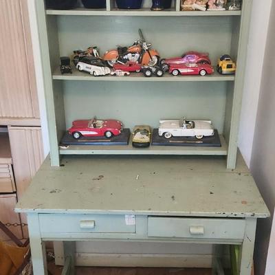 Light green vintage desk