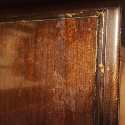 Dresser