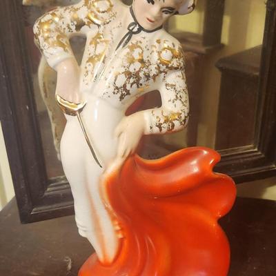 Matador figurine set