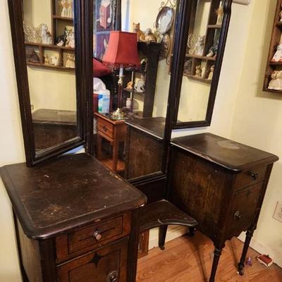 dressing table