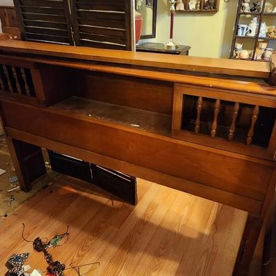 Cedar headboard &foot board double bed - no side rails