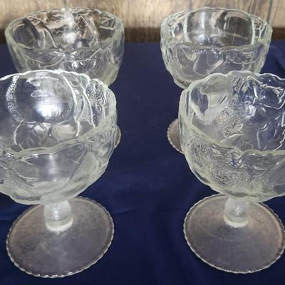 Set of clear glass goblets - 4