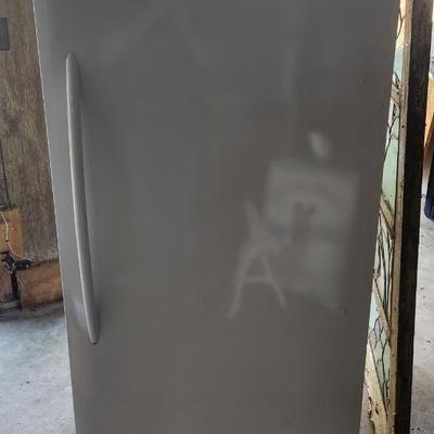 Frigidaire freezer