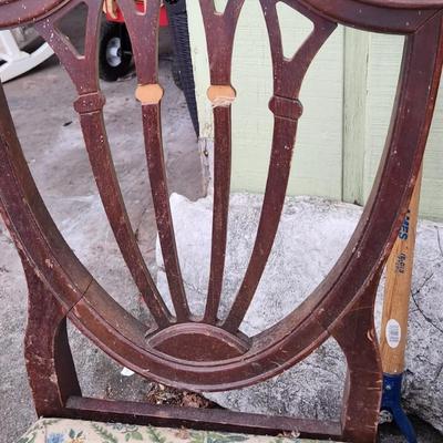 Antique chair set - some damage - 5