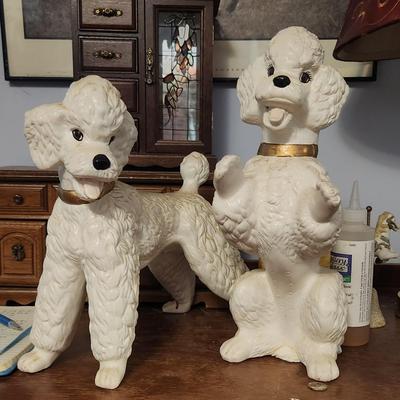 Large glass figurines poodles - 1 broken tail