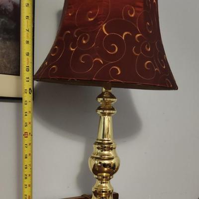 Table lamp