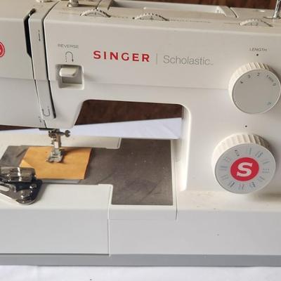 Sewing machine singer - no cord