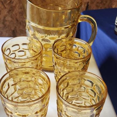 Gold glass Pitcher and 4 glasses