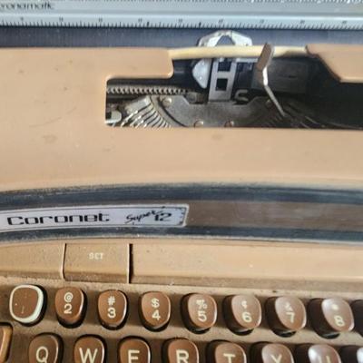 Vintage Coronet typewriter w/case
