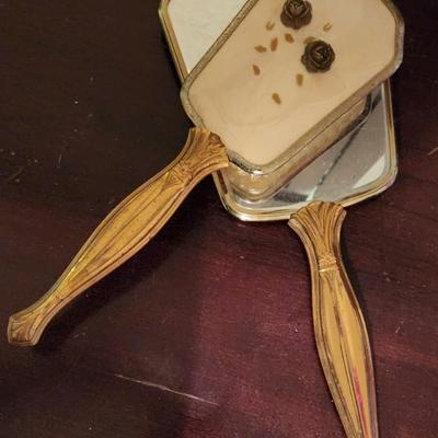 Brush/mirror set