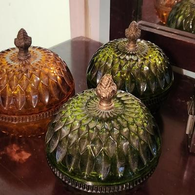 Glass bowls w/lids - 3