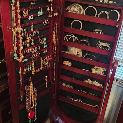 Lot 7 jewelry