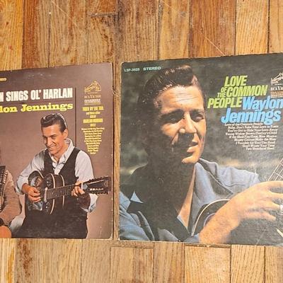 Record - Waylon Jennings set of 2