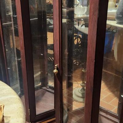 Set of two mirrored display cases - missing shelves