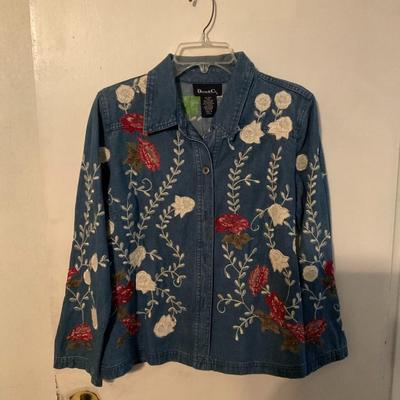 Denim floral top medium