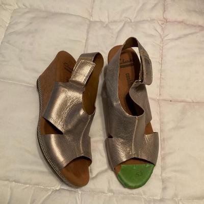 Clarks wedges US size 7.5