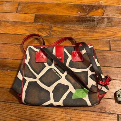 Dooney and Bourke giraffe print purse