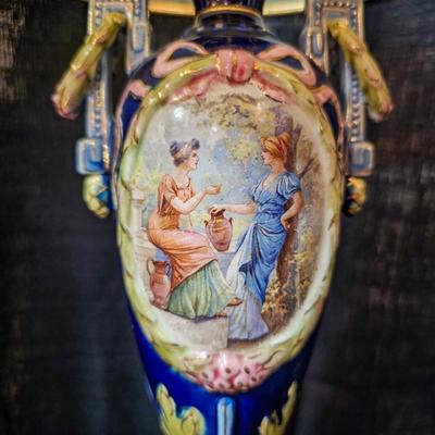 Austrian Majolica Boudoire Lamp