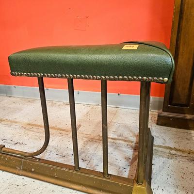 Antique English Fireplace Fender