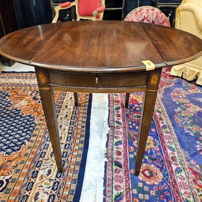 Small Henredon Pembroke Table