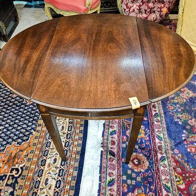 Small Henredon Pembroke Table