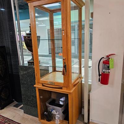 display cabinet
