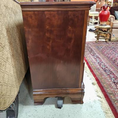 Dresser with Mirror (mirror not pictured)