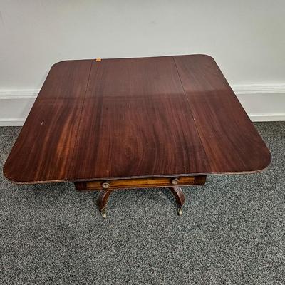 Antique Mahogany Pembroke Table