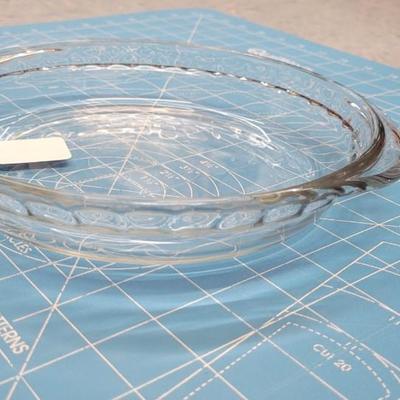 Vintage clear pie pan